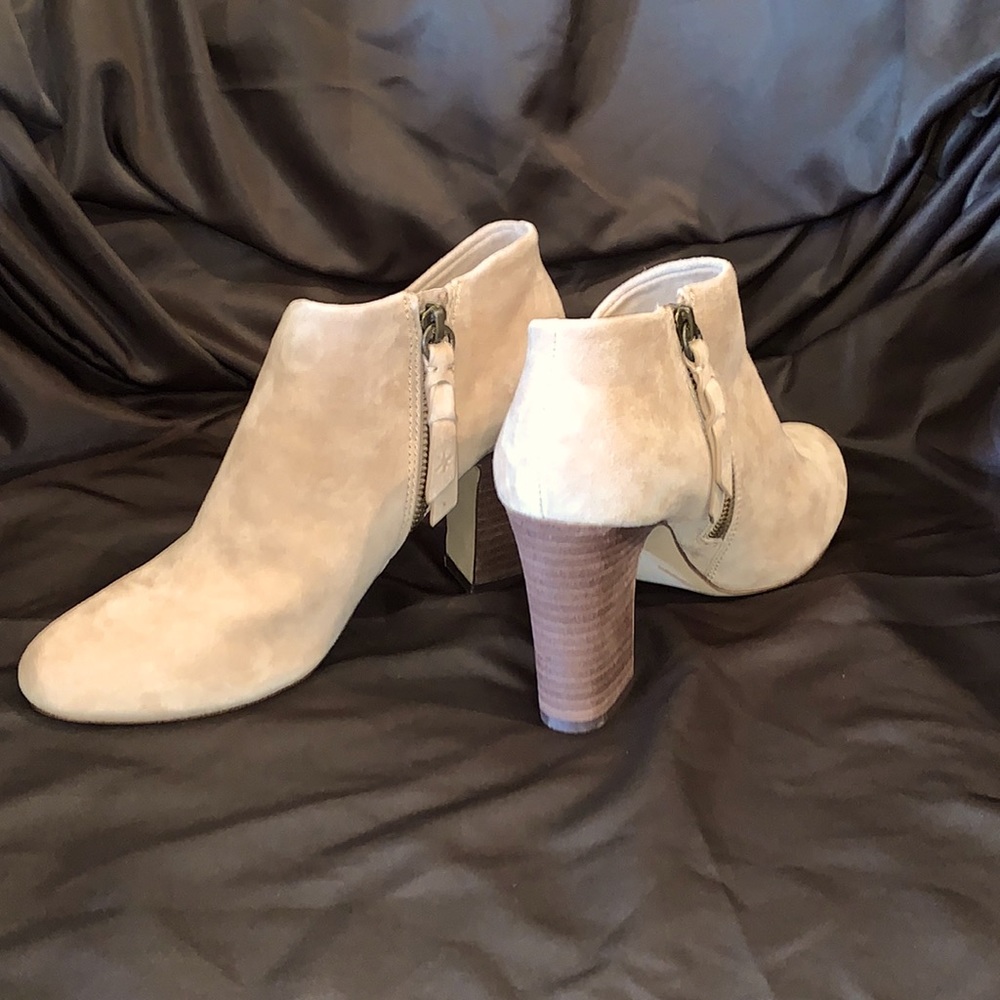 Splendid Tan/Nude Suede Ankle Boot size 7 NWT